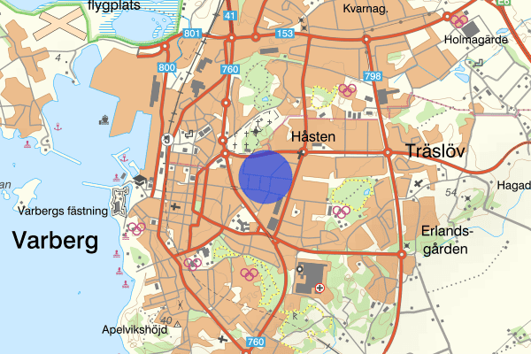 Magasinsgatan 07 oktober 13.59, Trafikolycka, smitning från, Varberg